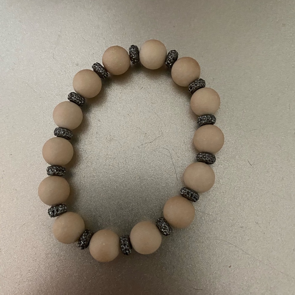 Two beaded bracelets - Picture 3 of 3